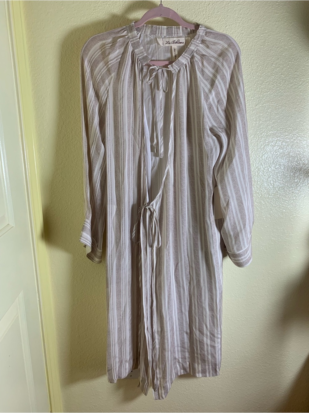 NWOT La Boheme Taupe and White Striped Robe, Size XS